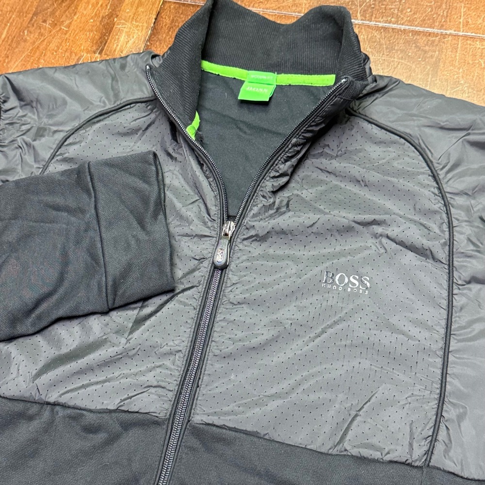 Hugo Boss Full Zip Performance Jacket Mens Fits XL Black Modern Fit Perforated